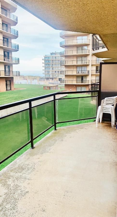 Ruim, Lichtrijk Appartement Met Groot Terras Uitstekend Gelegen In De Panne Exterior photo
